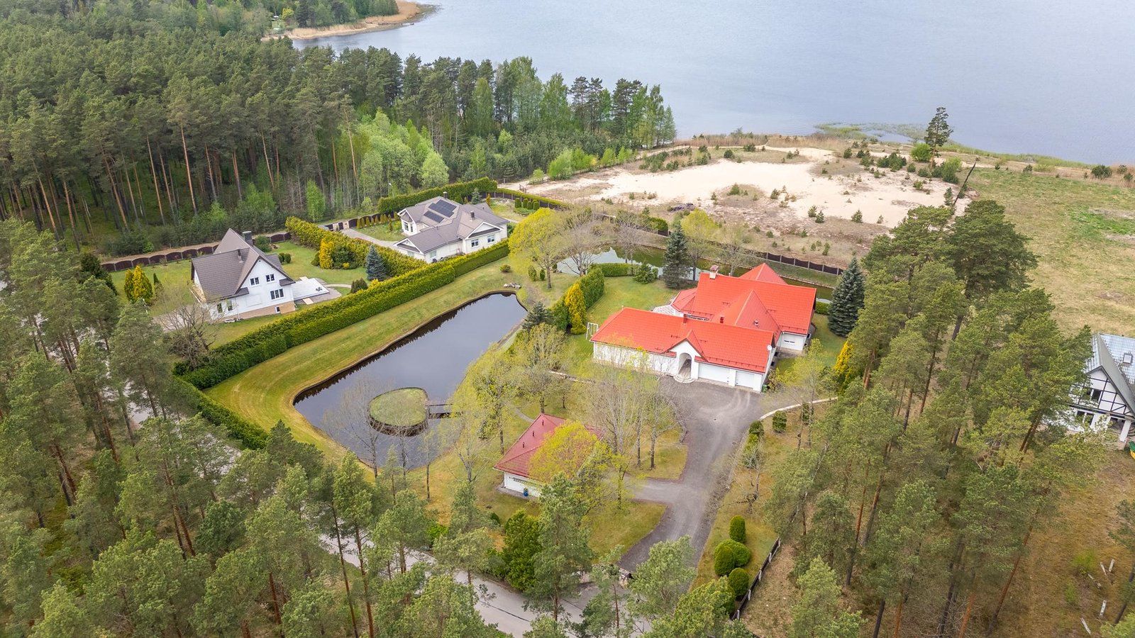 Privātmāja 655 m², Priedkalne — attēls 2