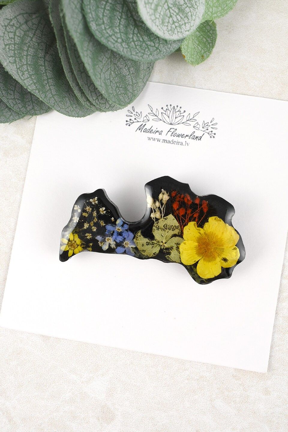 Piespraude Madeira Handmade, melnā, dzeltenā, zilā krāsā — attēls 3