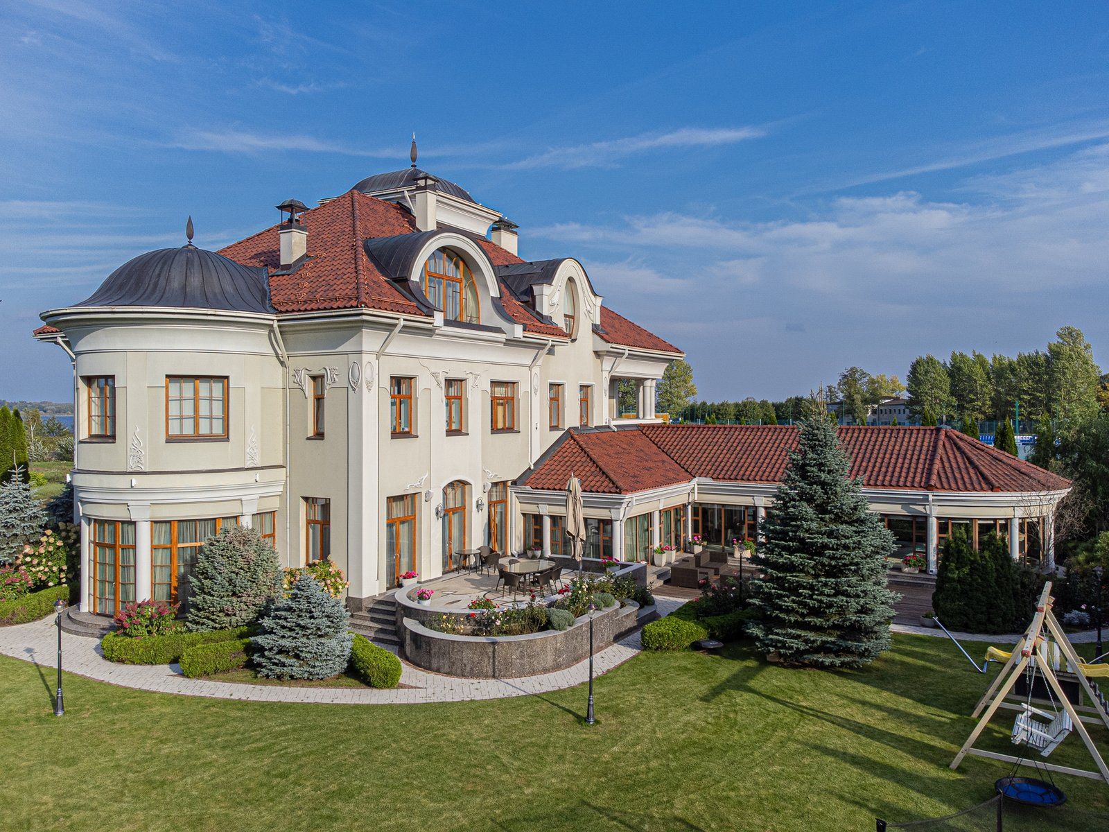 Privātmāja 1098 m², Brēmenes iela 14, Mežaparks — attēls 2