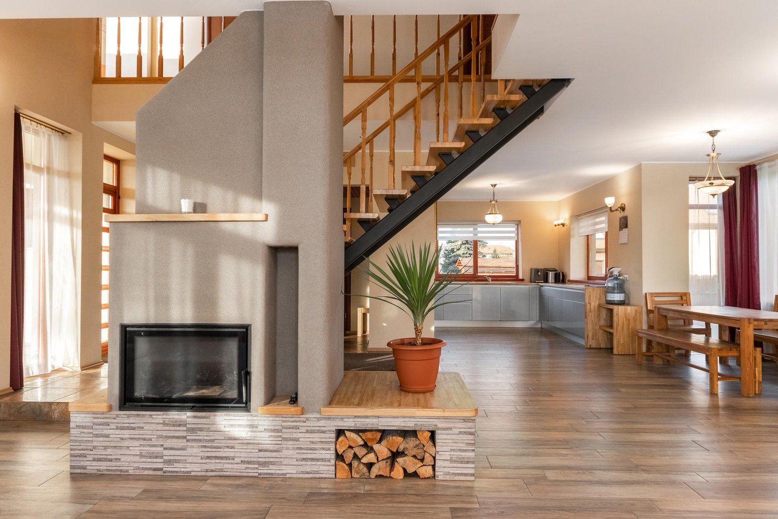 Privātmāja 290 m², Lakstu iela 2, Babītes pagasts — attēls 3