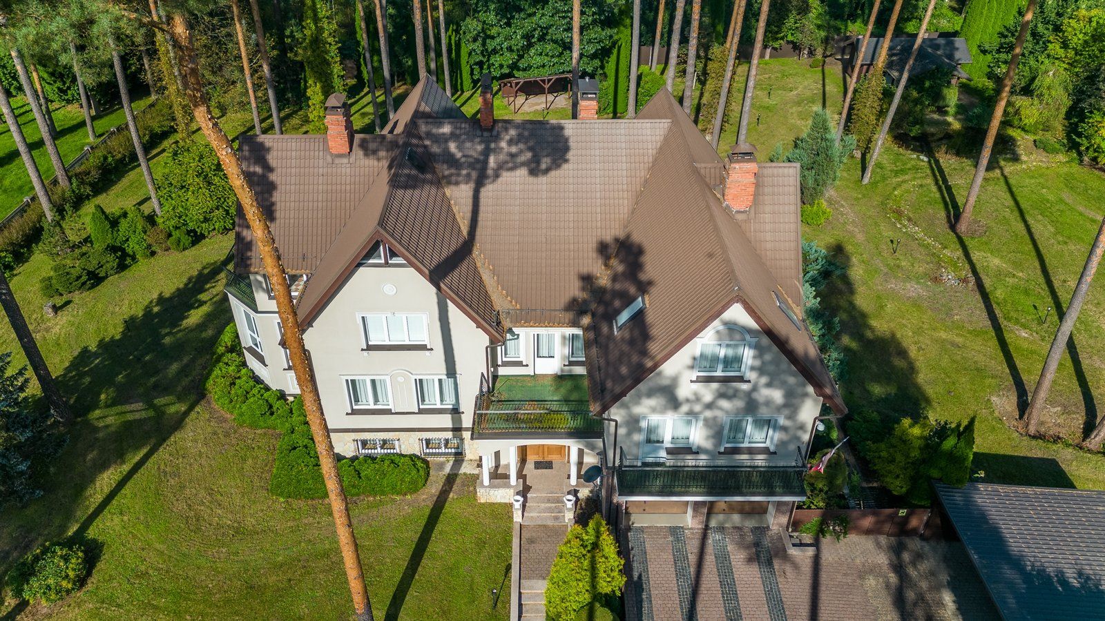 Privātmāja 648 m², Skuju iela 3, Garkalnes pagasts — attēls 2