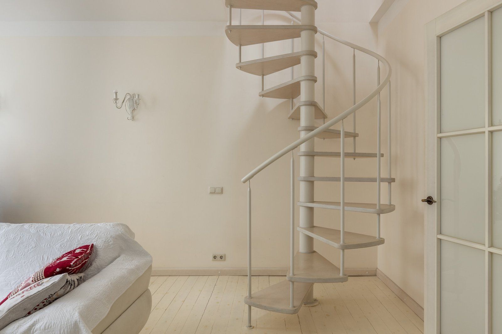 4 istabu dzīvoklis, Strēlnieku iela 19, Centrs — attēls 4