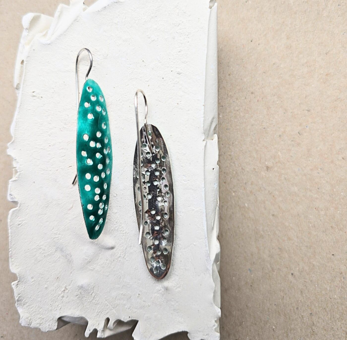 Auskari Asmane Jewellery, sudrabs 925, tirkīzzilā krāsā — attēls 2
