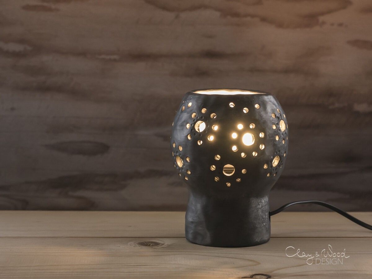 Galda lampa Clay & Wood Design, E14, melnā krāsā