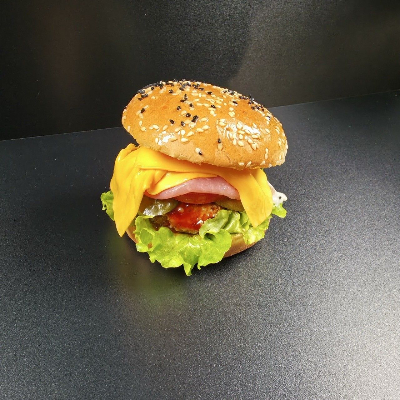Uzkodas, mini burgeri ar cūkgaļu un bekonu, 10 cm — attēls 4