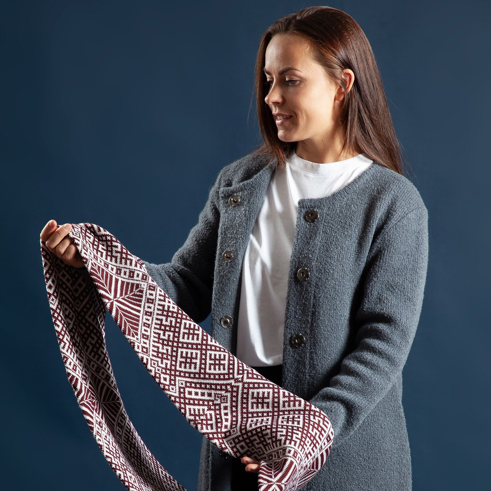 Šalle SandrasMagic, merino vilna, sarkanā krāsā — attēls 2