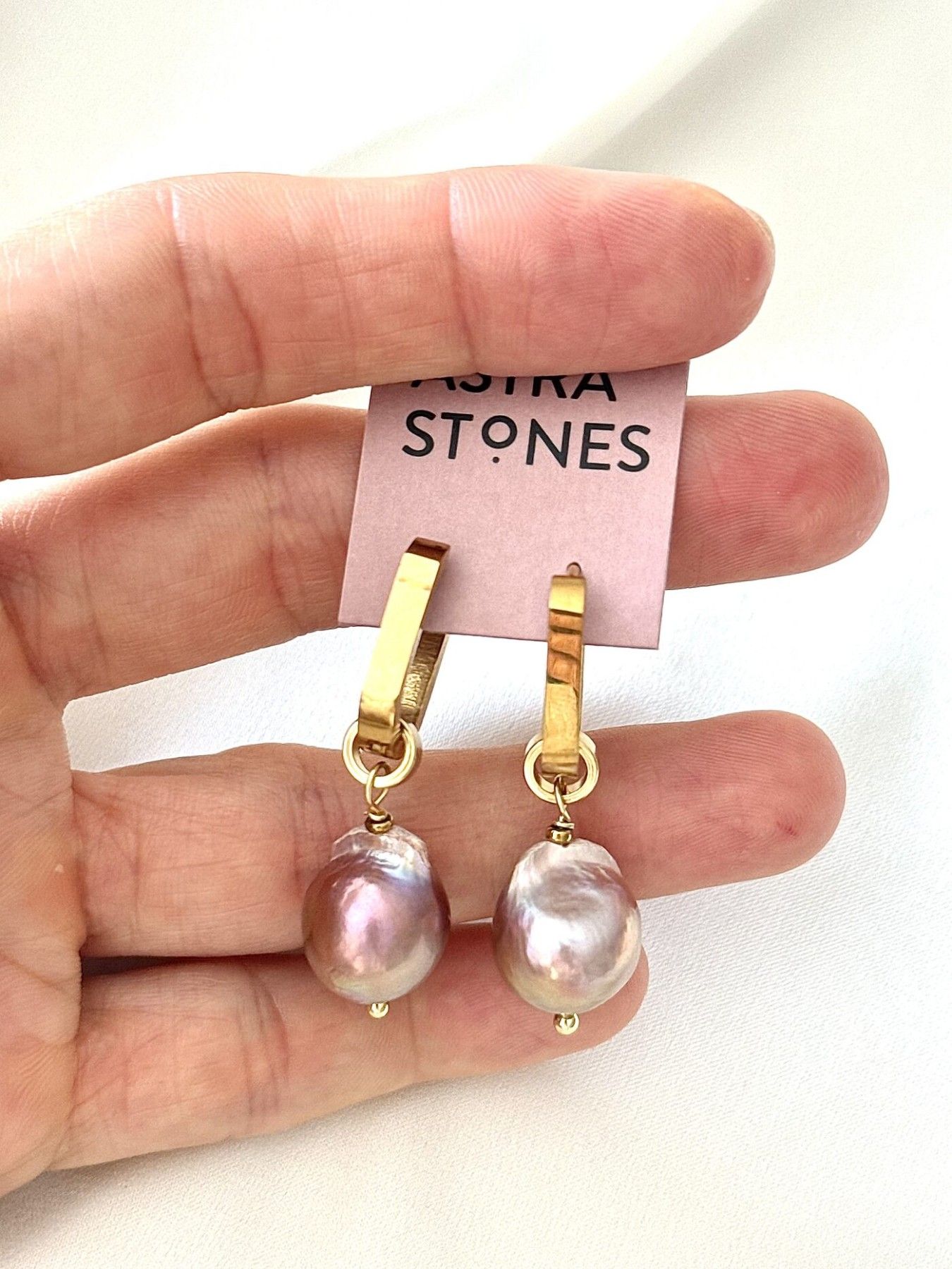Auskari Astra Stones, ar pērli, rozā, zelta krāsā — attēls 3