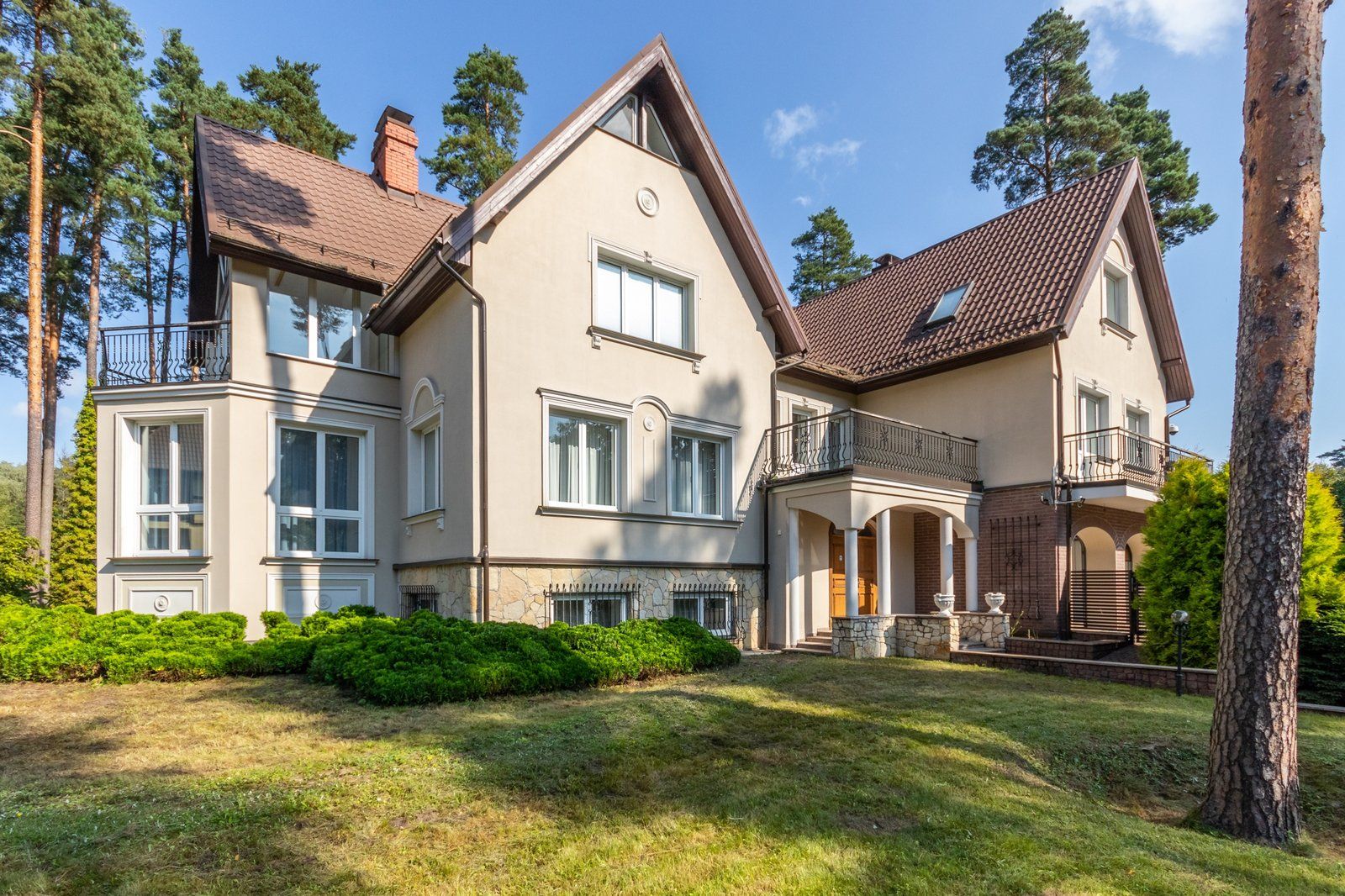 Privātmāja 648 m², Skuju iela 3, Garkalnes pagasts — attēls 4