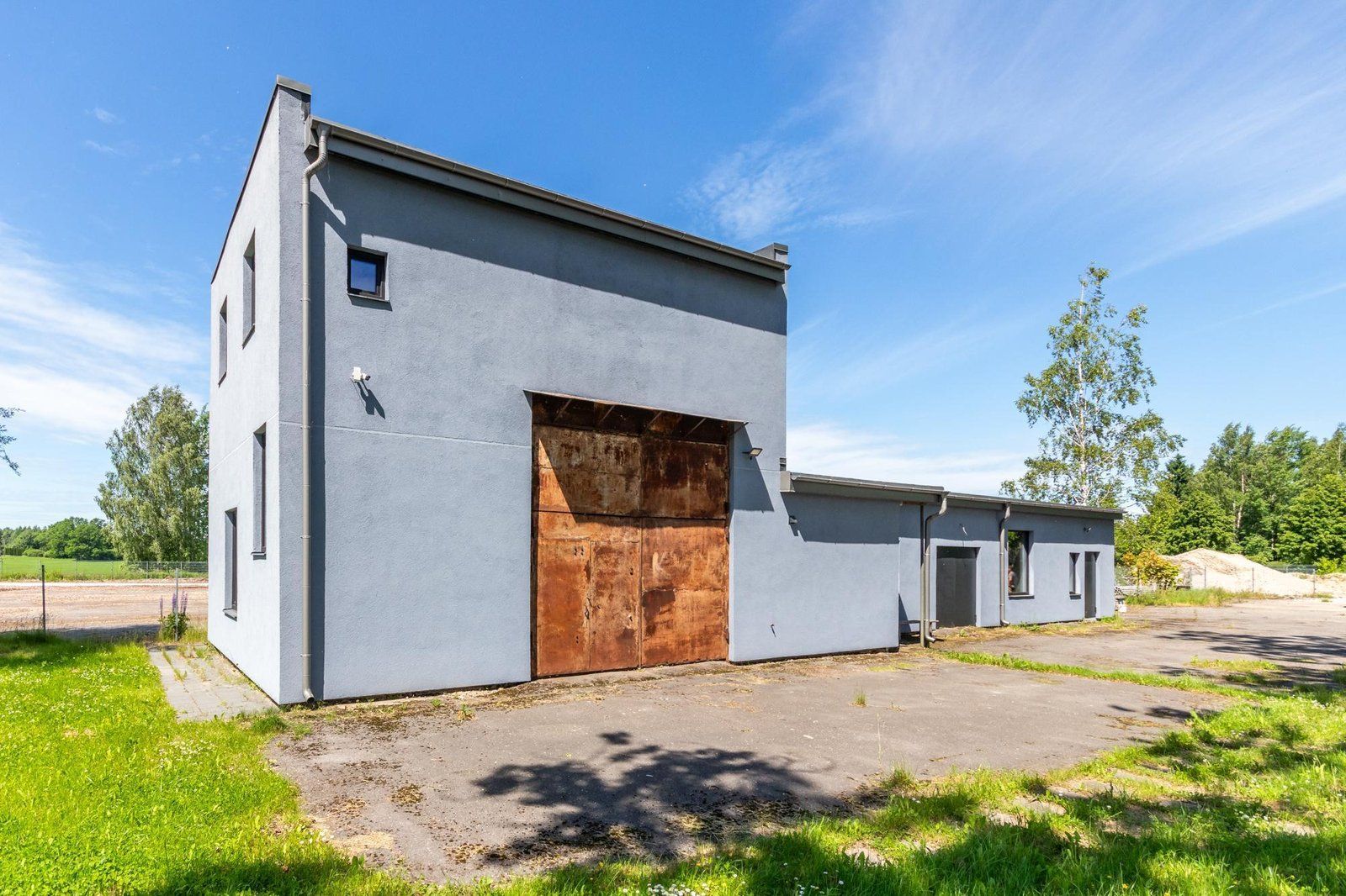 Ražošanas ēka 2089 m², Augšlīgatne — attēls 2