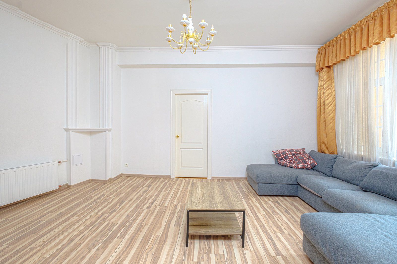 5 istabu dzīvoklis, Pulkveža Brieža iela 8, Centrs — attēls 2
