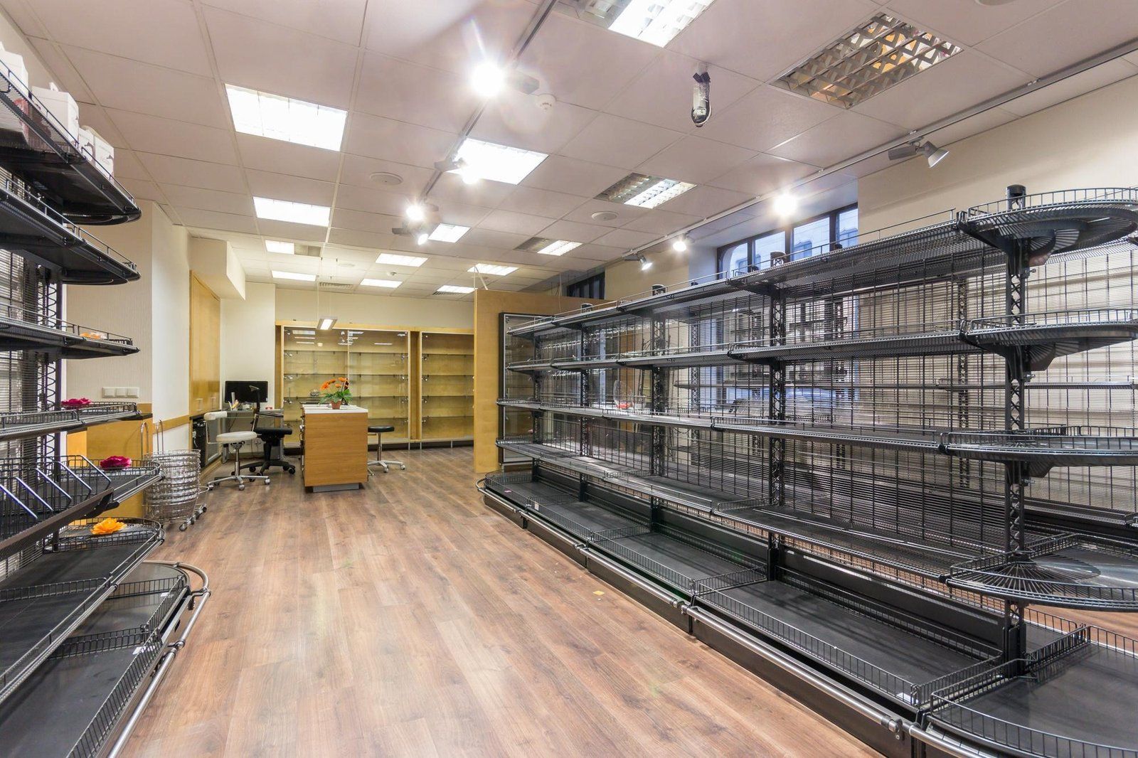 Tirdzniecības telpas 123 m², Dzirnavu iela 3A, Centrs — attēls 4