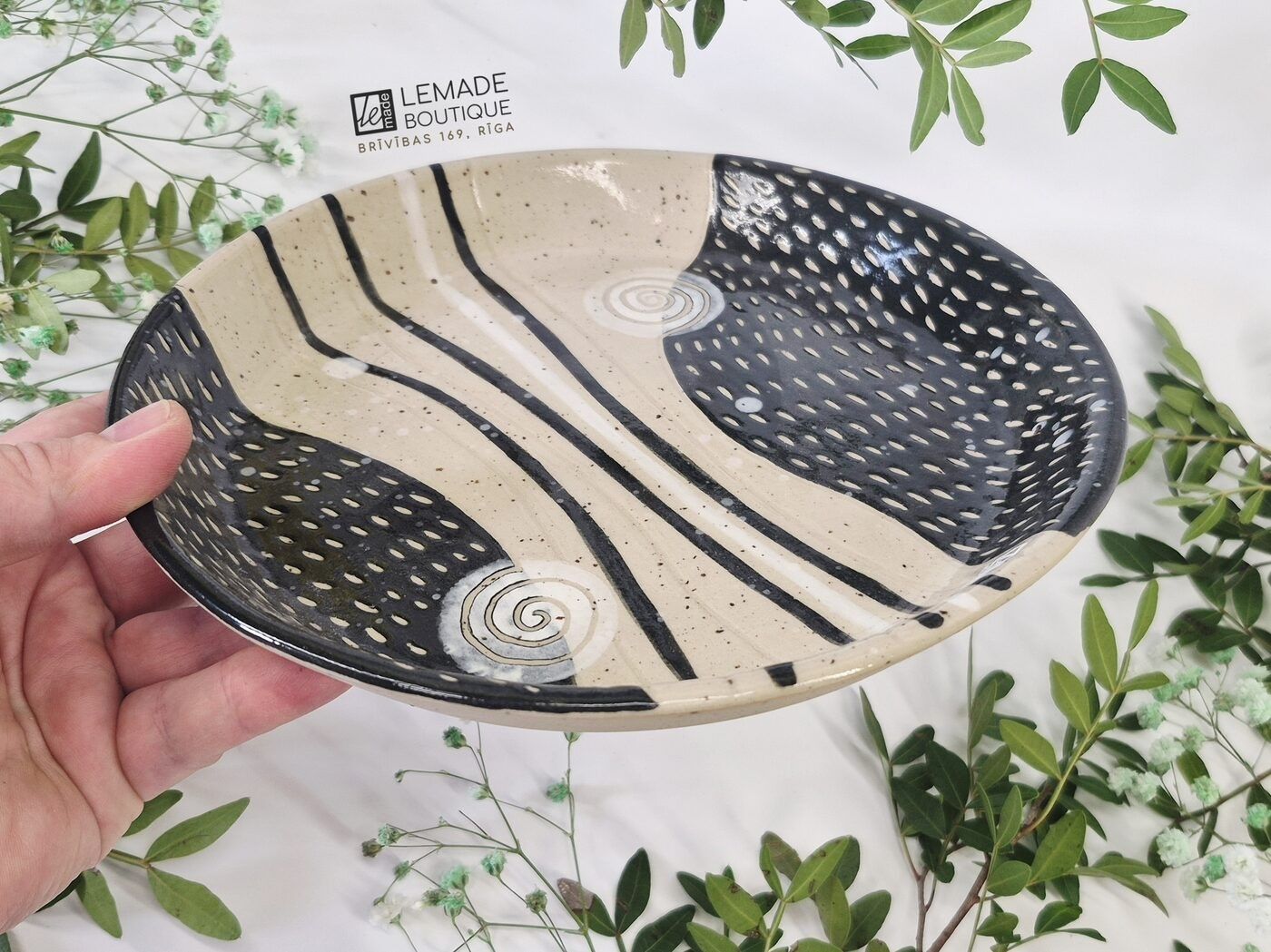 Šķīvji LeMade, dziļais, 22 cm, akmensmasa, melnā krāsā — attēls 2