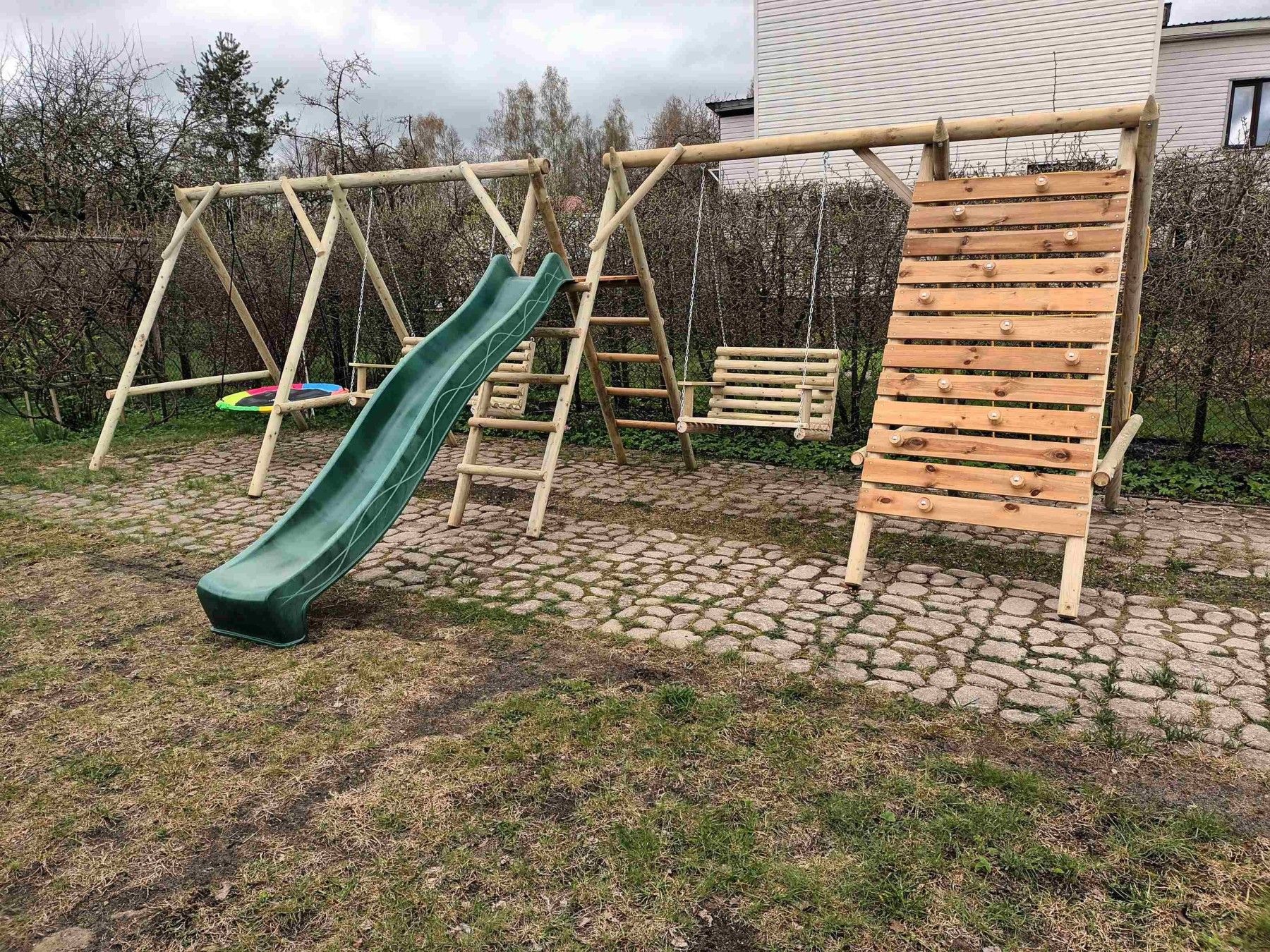 Rotaļu komplekss, platums 2,2 m, garums 7 m, augstums 2,2 m — attēls 3