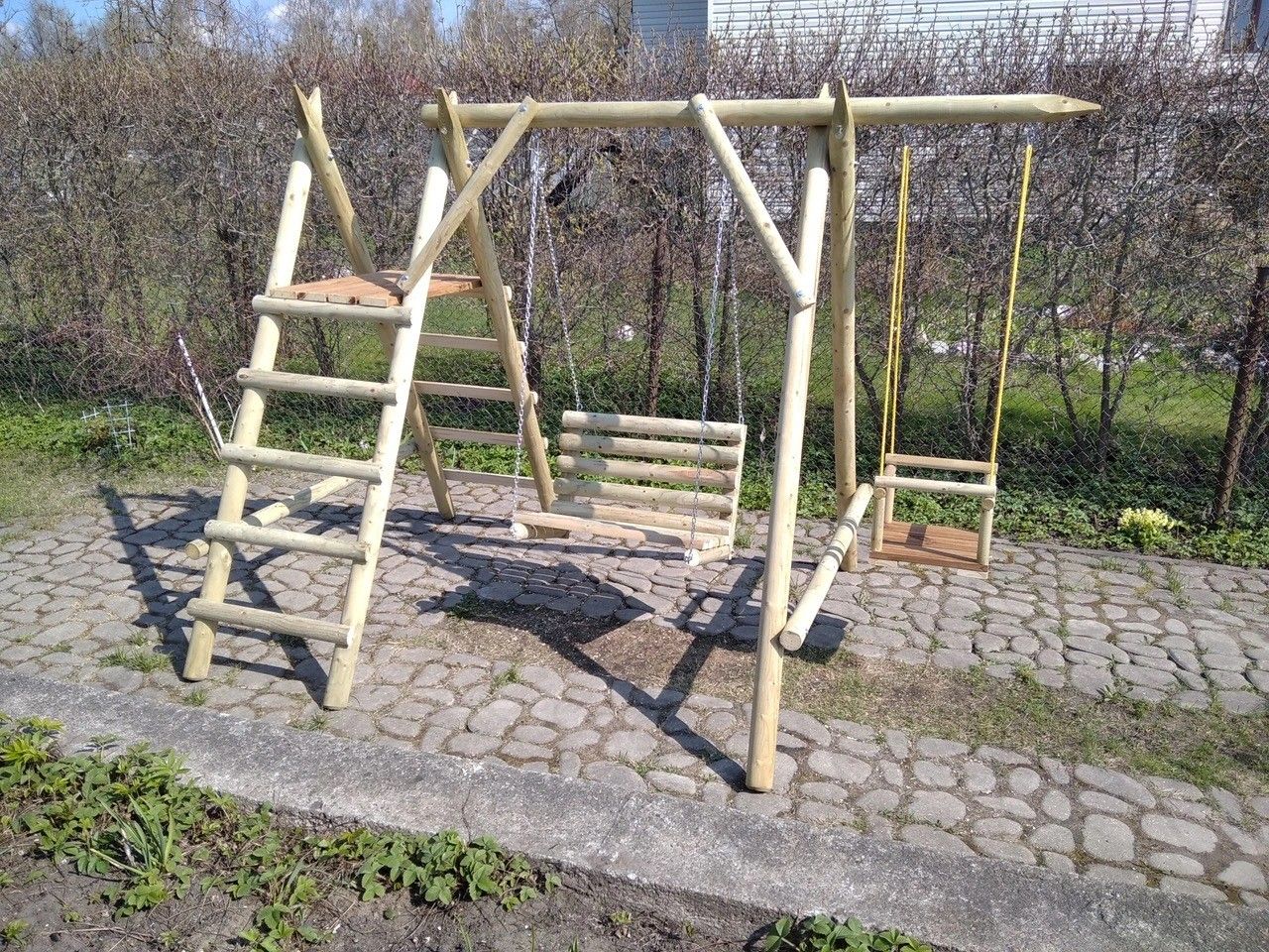 Rotaļu komplekss, platums 2,1 m, garums 2,9 m, koks — attēls 2