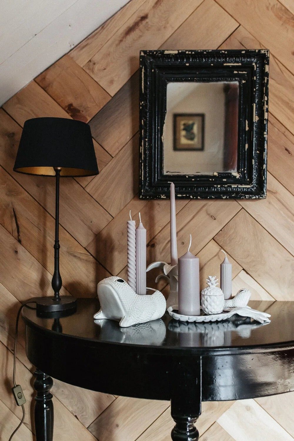 Svece Gardenia Eco, rapšu vasks, violetā krāsā — attēls 3
