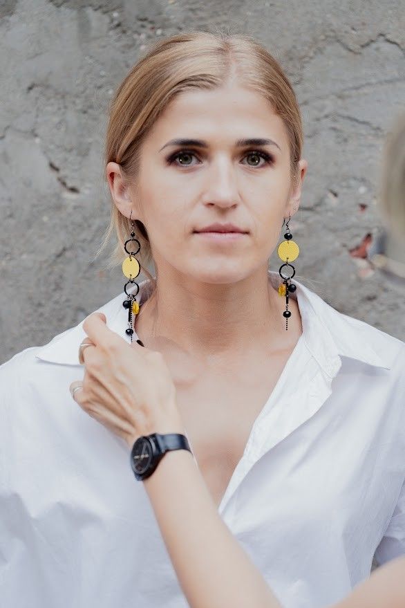 Auskari Liene Zeiliša, āda, dzeltenā, melnā krāsā — attēls 3