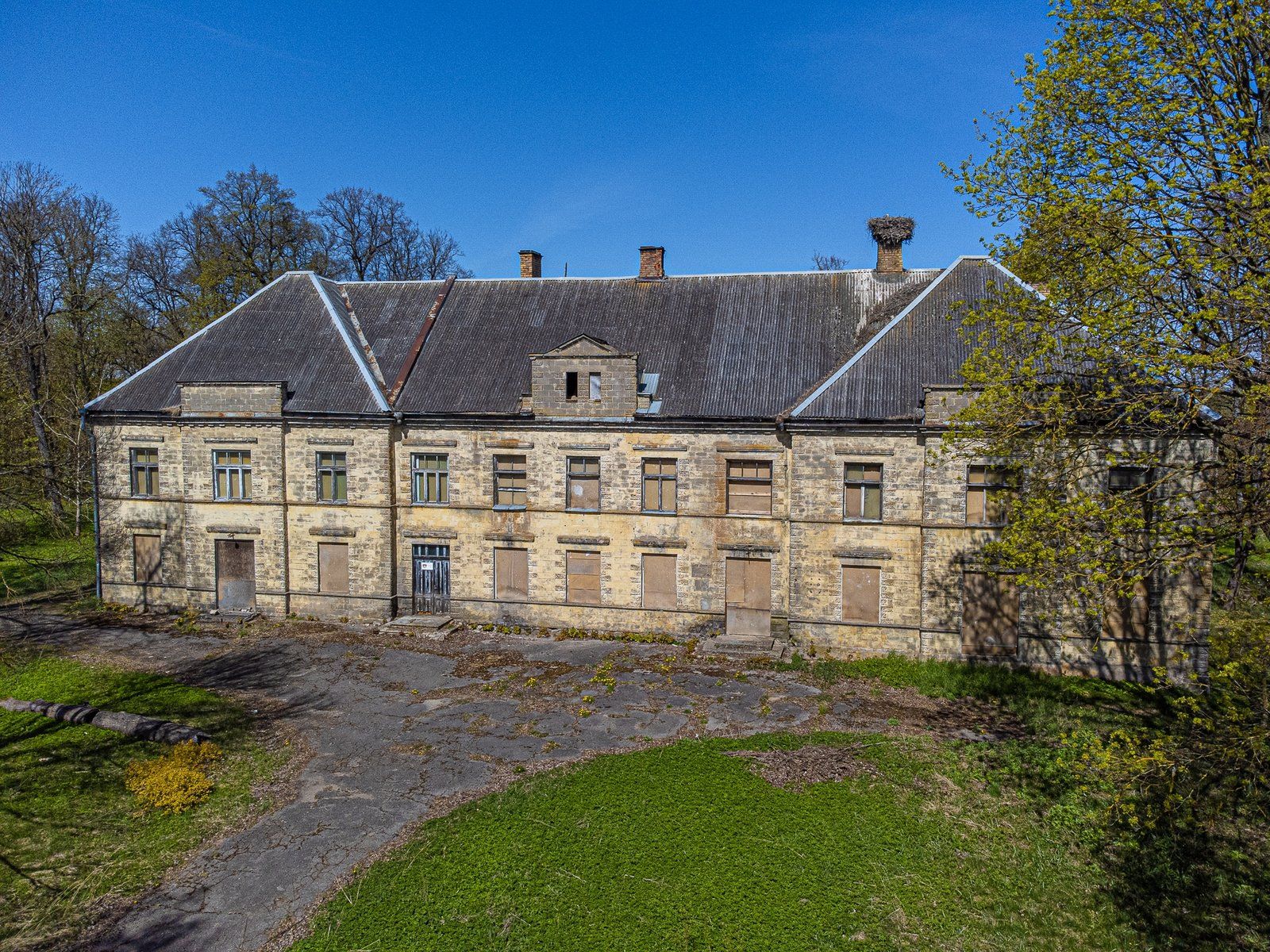 Privātmāja 1786 m², Ozolpils — attēls 2