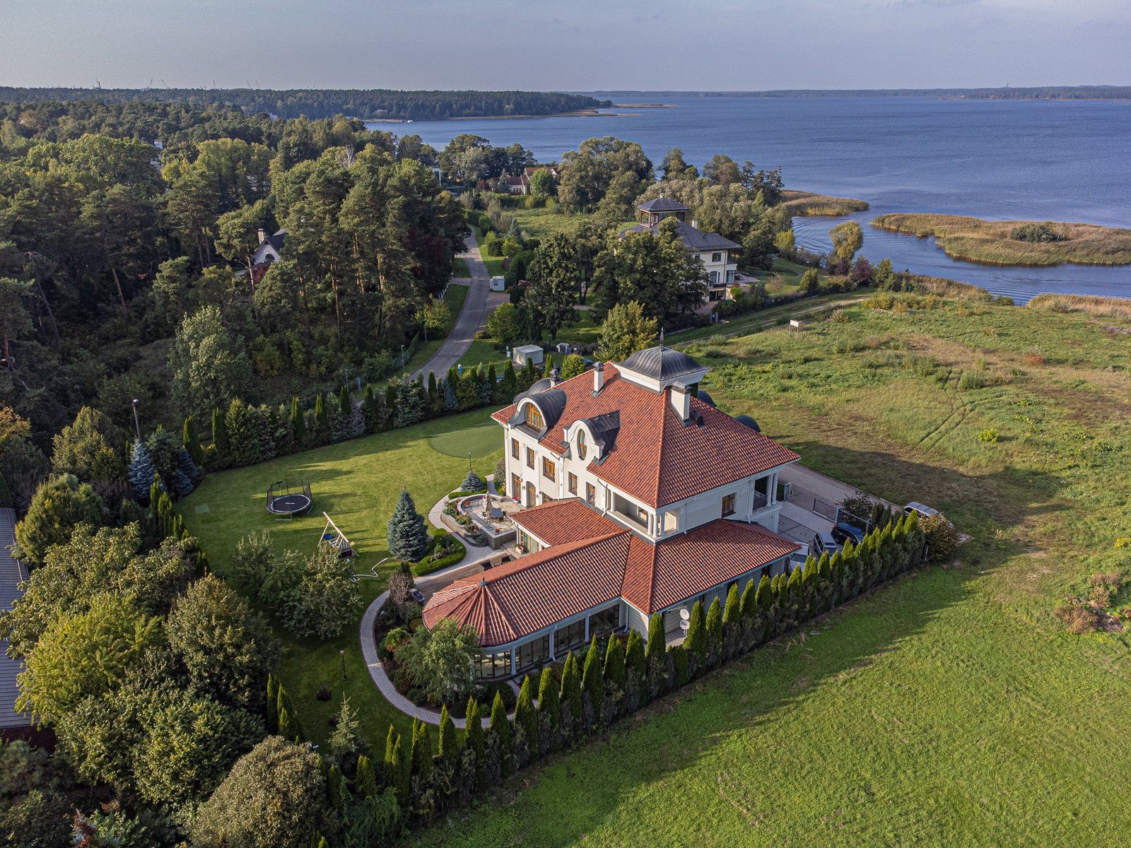 Privātmāja 1098 m², Brēmenes iela 14, Mežaparks — attēls 3