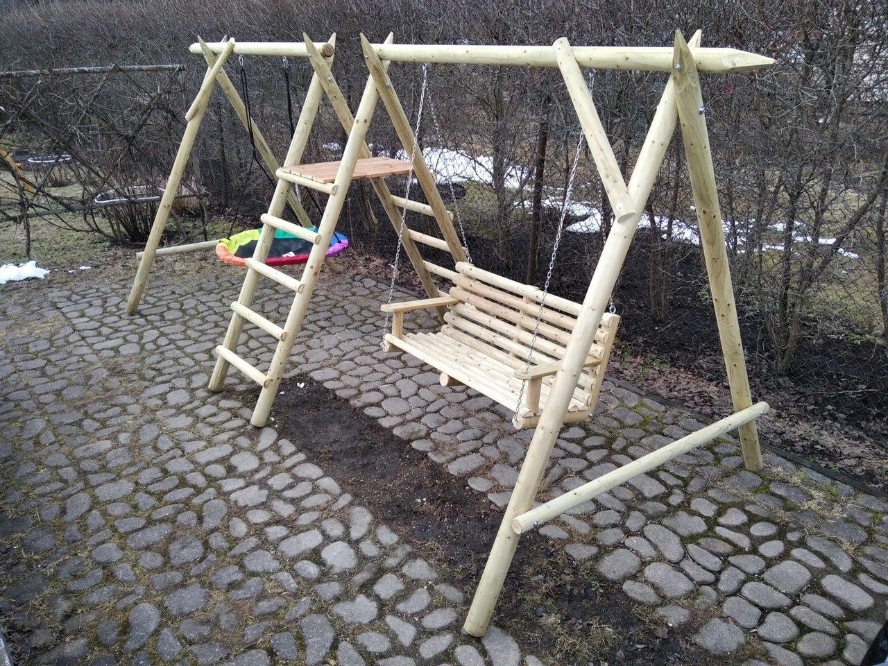 Ligzdas šūpoles, koks, raibā krāsā — attēls 2