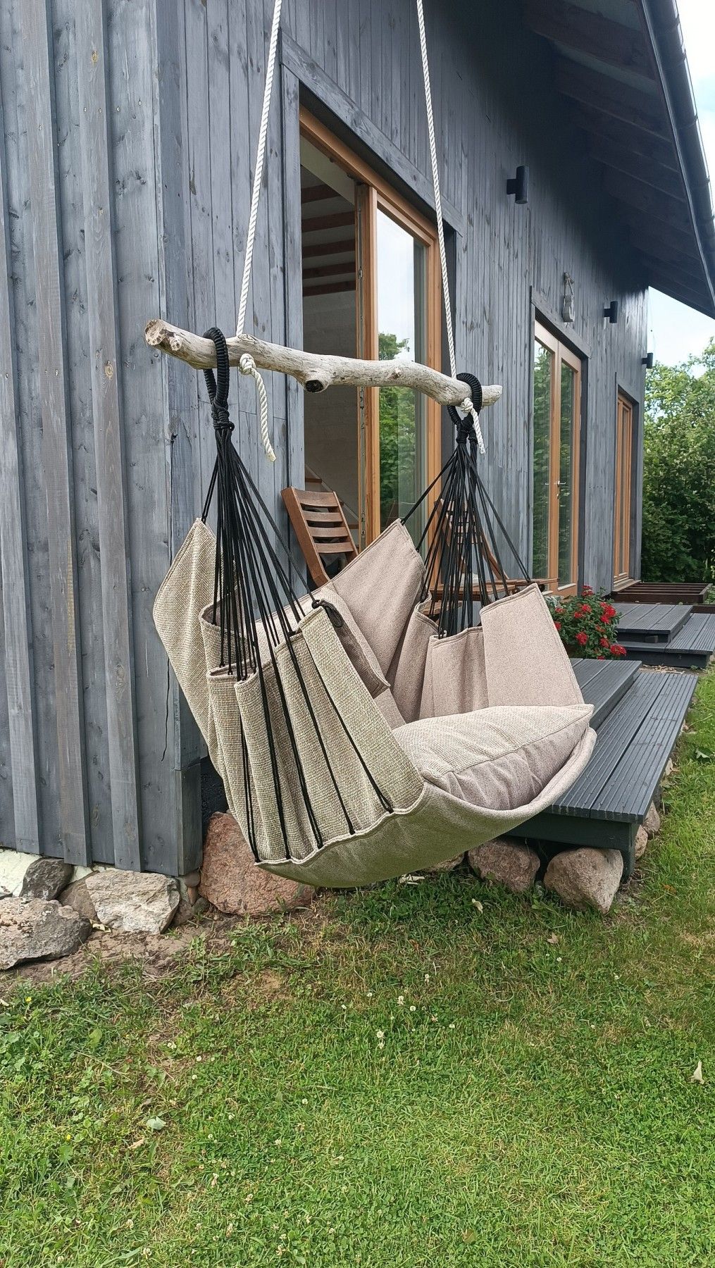 Šūpuļkrēsls Decochair, koks, tekstils, bēšā krāsā — attēls 3