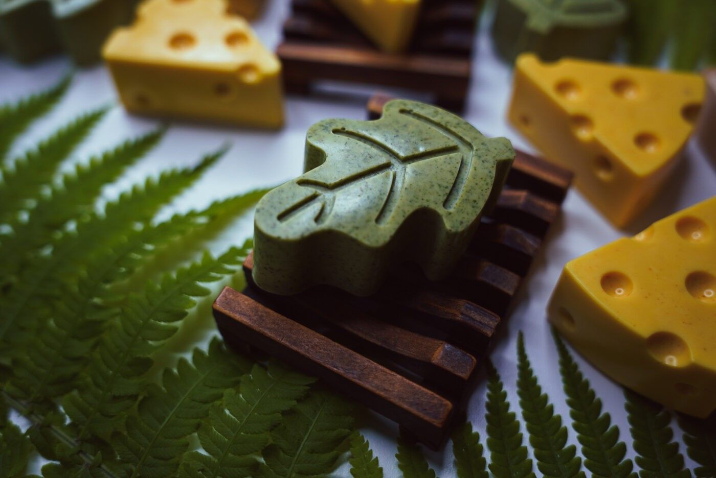 Cietās ziepes Frosti, zāļu aromāts — attēls 2