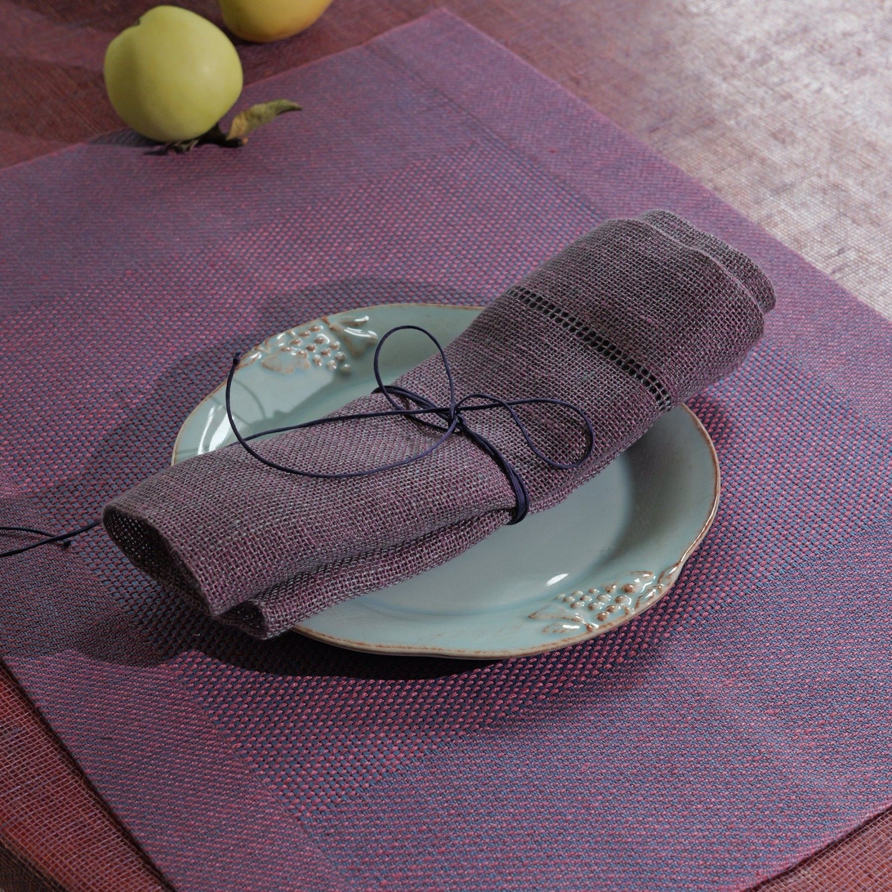 Galda paliktnis Studio Natural, lins, bordo, zilā krāsā — attēls 2