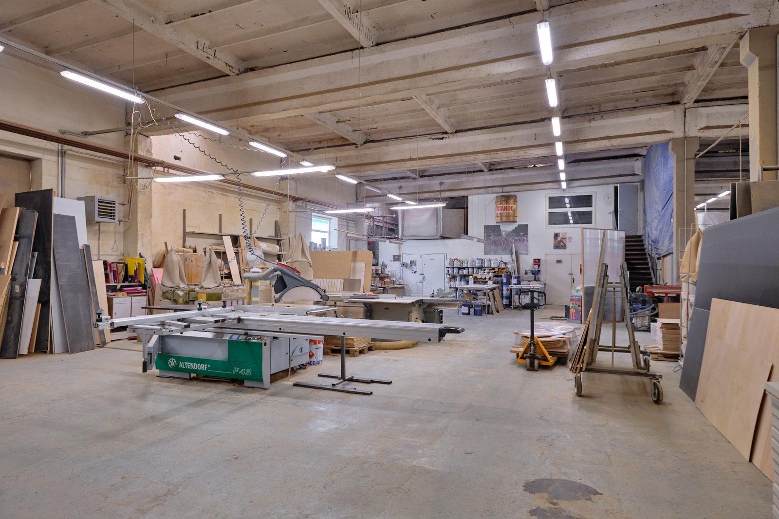 Ražošanas ēka 1165 m², Bullis, Salaspils pagasts — attēls 2