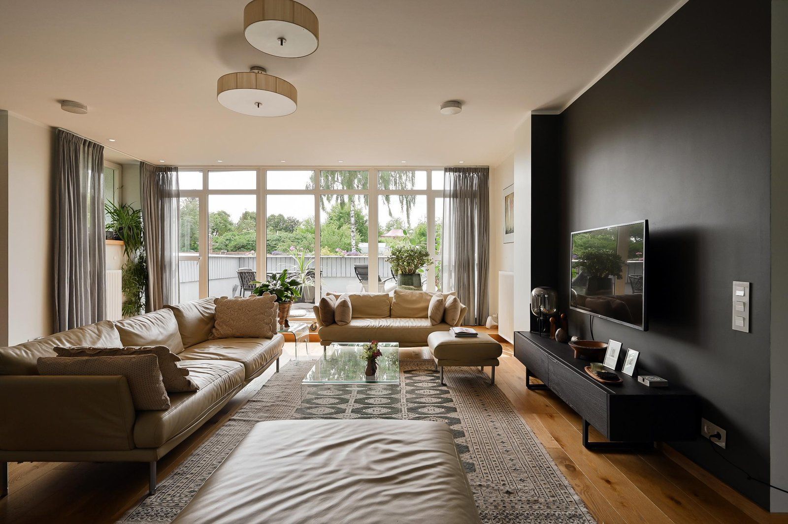 Privātmāja 459 m², Ozolu iela 16, Ikšķile — attēls 2