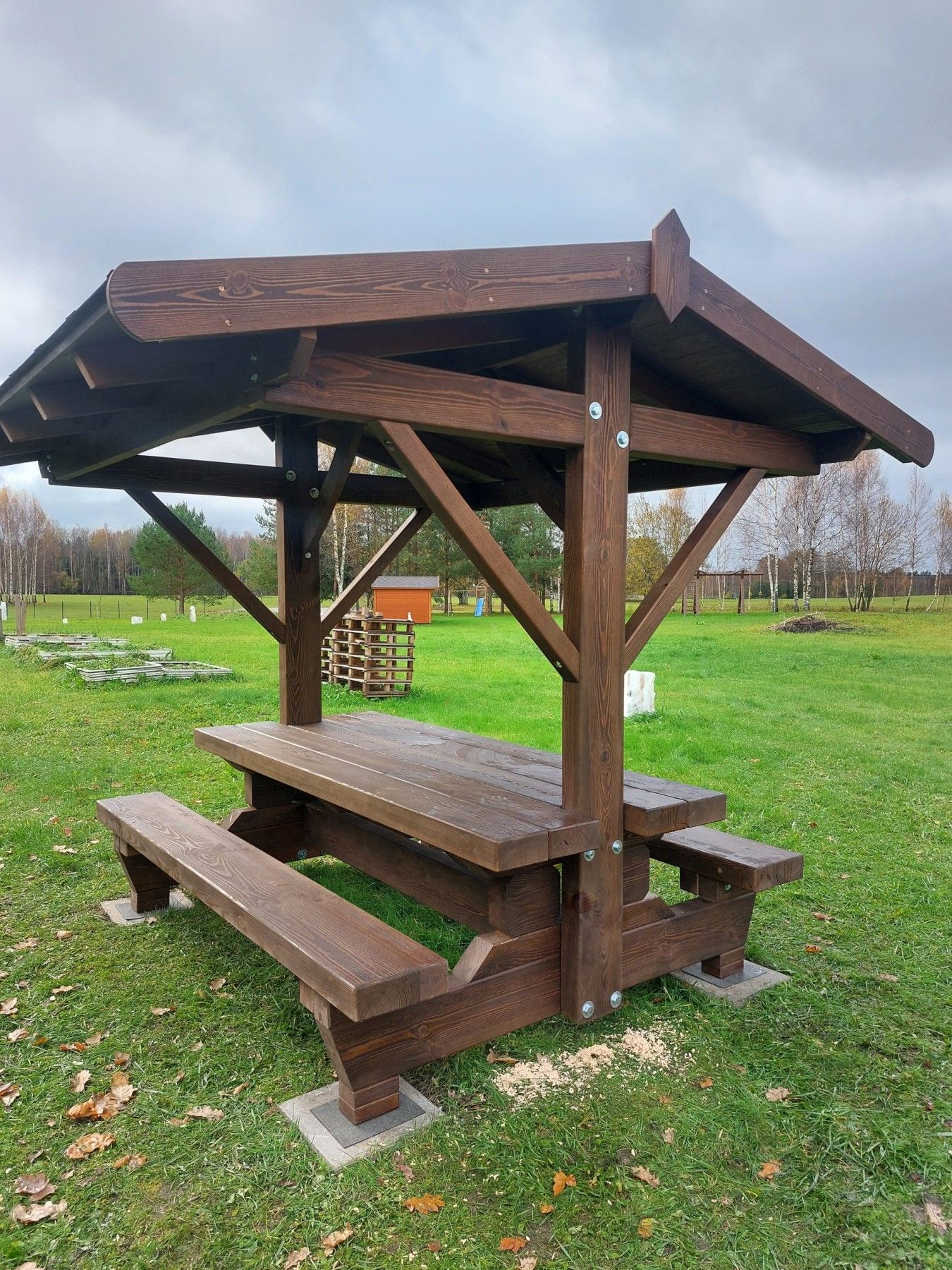 Dārza galds Timber Dream Masīvs ar jumtiņu, platums 200 cm — attēls 3